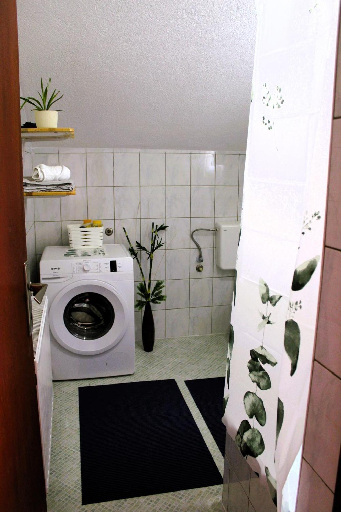 Svila Apartmani Bihać Екстериор снимка